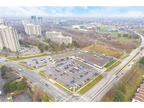 706-50 Elm Drive E, Mississauga, ON - Outdoor With View