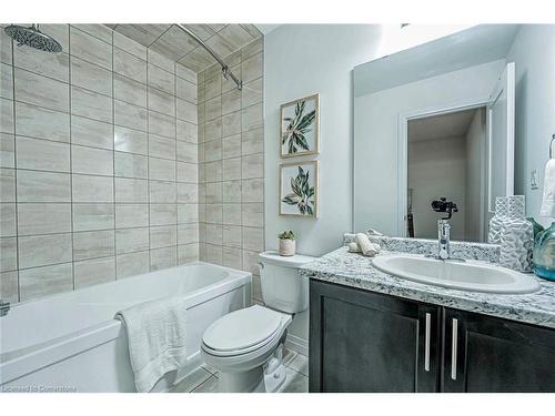 239-30 Times Square Boulevard, Hamilton, ON - Indoor Photo Showing Bathroom