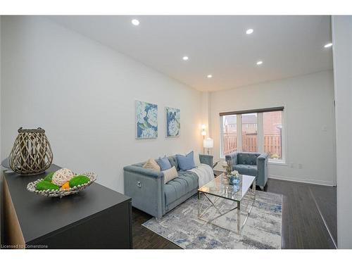 58 Kilrea Way, Brampton, ON - Indoor Photo Showing Living Room