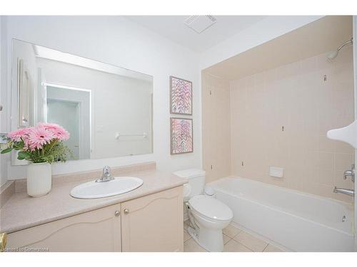 58 Kilrea Way, Brampton, ON - Indoor Photo Showing Bathroom