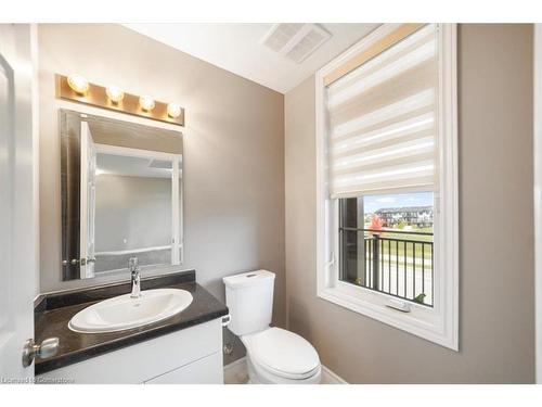 48 Oat Lane Lane, Kitchener, ON - Indoor Photo Showing Bathroom