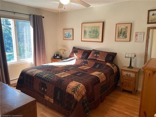 439 Mooney Crescent, Orillia, ON - Indoor Photo Showing Bedroom