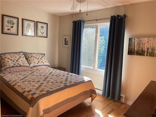 439 Mooney Crescent, Orillia, ON - Indoor Photo Showing Bedroom