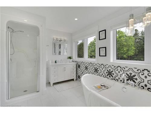 8037 Springwater Road, Aylmer, ON - Indoor Photo Showing Bathroom