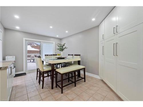 3543 Trelawny Circle, Mississauga, ON - Indoor Photo Showing Dining Room