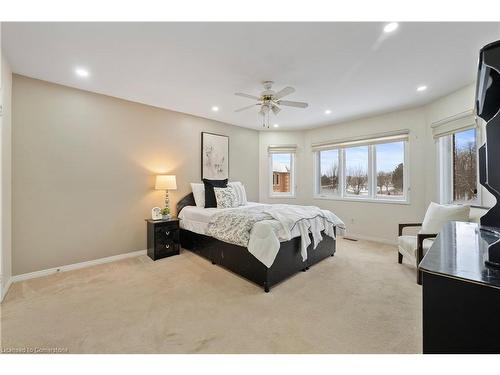 3543 Trelawny Circle, Mississauga, ON - Indoor Photo Showing Bedroom