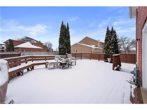 3543 Trelawny Circle, Mississauga, ON - Outdoor