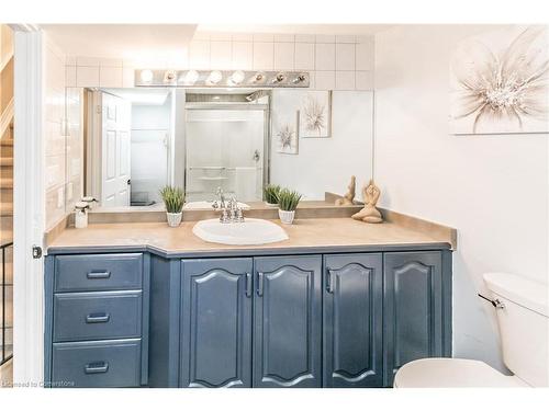 20 Chelvin Drive, Halton Hills, ON - Indoor Photo Showing Bathroom