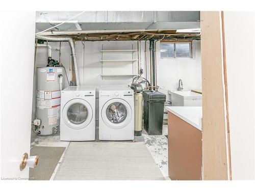 20 Chelvin Drive, Halton Hills, ON - Indoor Photo Showing Laundry Room