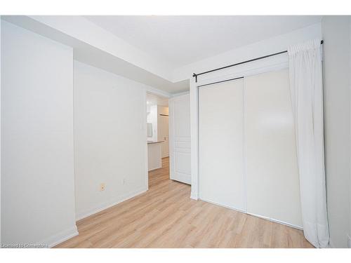 256-313 Richmond Street E, Toronto, ON - Indoor Photo Showing Other Room