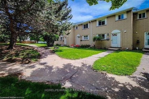 26-62 Riverdale Drive, Hamilton, ON - Outdoor