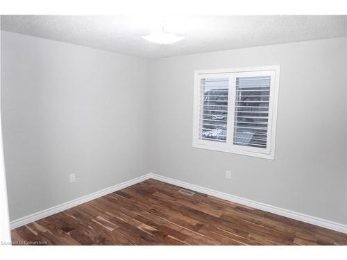 98 Kovac Road, Cambridge, ON - Indoor Photo Showing Other Room