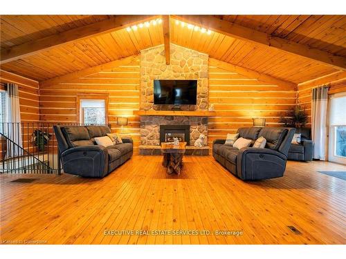 795744 Grey Road 19, The Blue Mountains, ON - Indoor Photo Showing Living Room With Fireplace