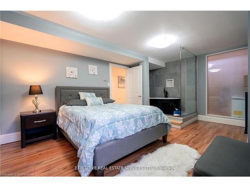 795744 Grey Road 19, The Blue Mountains, ON - Indoor Photo Showing Bedroom