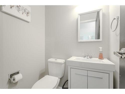 7-2258 Upper Middle Road, Burlington, ON - Indoor Photo Showing Bathroom