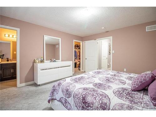 214 Poppy Drive E, Guelph, ON - Indoor Photo Showing Bedroom