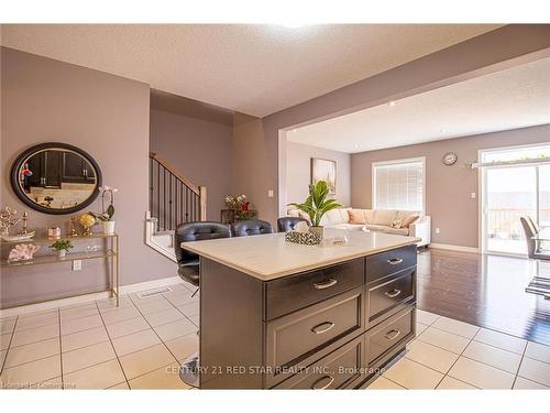 214 Poppy Drive E, Guelph, ON - Indoor Photo Showing Bathroom