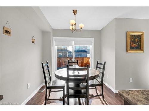 299 Windwood Drive, Hamilton, ON - Indoor Photo Showing Dining Room