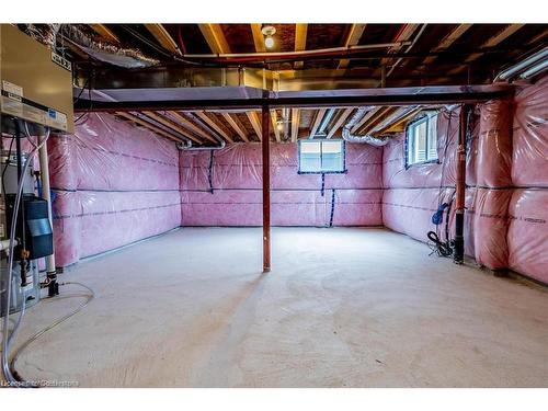 9201 Griffon Street, Niagara Falls, ON - Indoor Photo Showing Basement