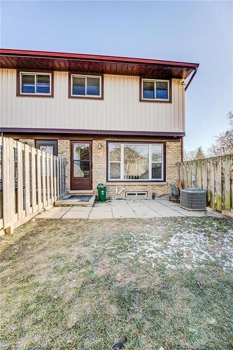 54-210 Glamis Road, Cambridge, ON - Outdoor