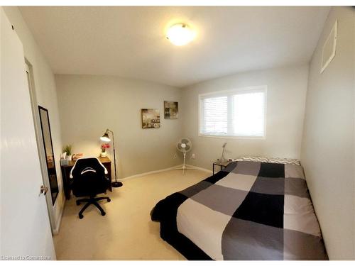 17 Gander Lane, Cambridge, ON - Indoor Photo Showing Bedroom