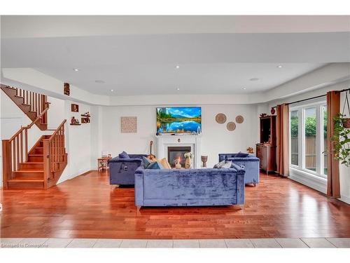 17 Lagoon Avenue, Hamilton, ON - Indoor Photo Showing Living Room With Fireplace