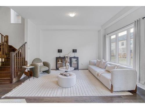 9 Copeman Avenue, Brantford, ON - Indoor Photo Showing Living Room