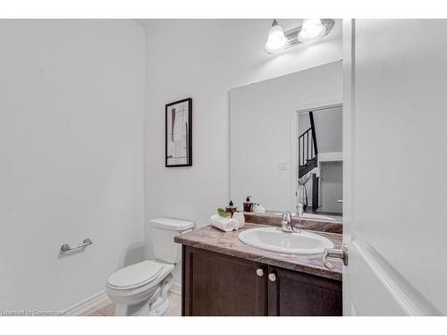 9 Copeman Avenue, Brantford, ON - Indoor Photo Showing Bathroom