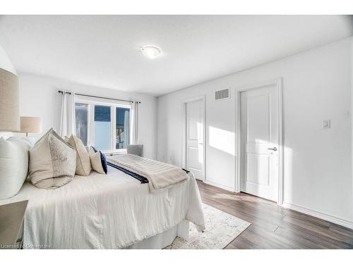 9 Copeman Avenue, Brantford, ON - Indoor Photo Showing Bedroom