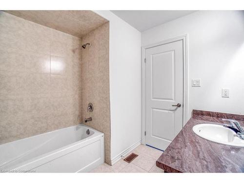 9 Copeman Avenue, Brantford, ON - Indoor Photo Showing Bathroom