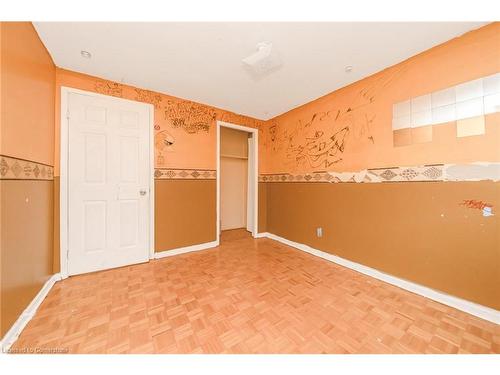 4211 Brandon Gate Drive, Mississauga, ON - Indoor Photo Showing Other Room