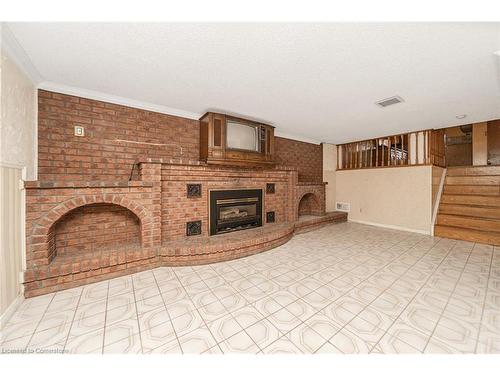 4211 Brandon Gate Drive, Mississauga, ON - Indoor With Fireplace