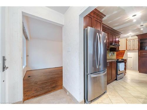 23 Gardentree Street, Toronto, ON - Indoor Photo Showing Kitchen