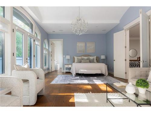 908 Bishop Place, Hamilton, ON - Indoor Photo Showing Bedroom