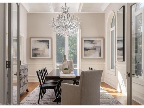 908 Bishop Place, Hamilton, ON - Indoor Photo Showing Dining Room