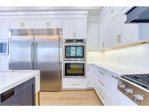 67 Creanona Boulevard, Stoney Creek, ON - Indoor Photo Showing Kitchen With Upgraded Kitchen