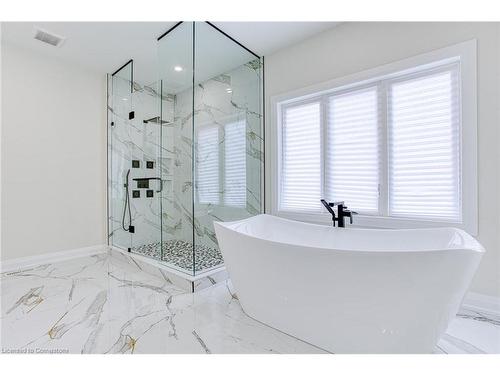 67 Creanona Boulevard, Stoney Creek, ON - Indoor Photo Showing Bathroom