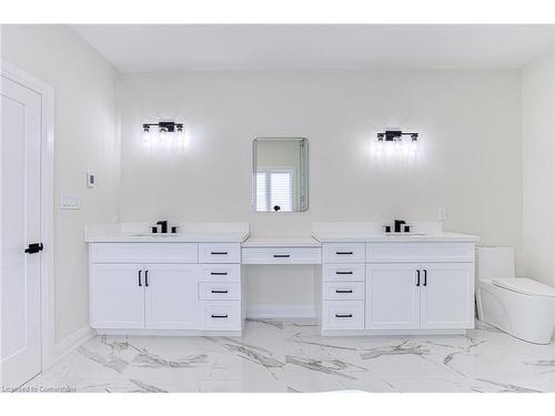 67 Creanona Boulevard, Stoney Creek, ON - Indoor Photo Showing Bathroom