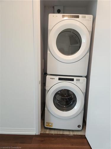 319-7711 Green Vista Gate, Niagara Falls, ON - Indoor Photo Showing Laundry Room