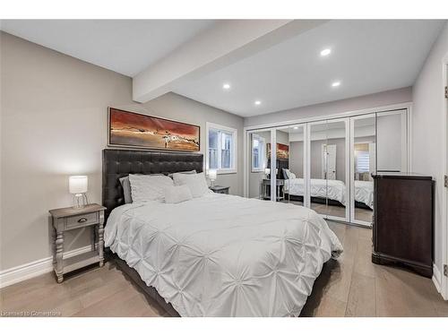 143 Stewart Street, Oakville, ON - Indoor Photo Showing Bedroom