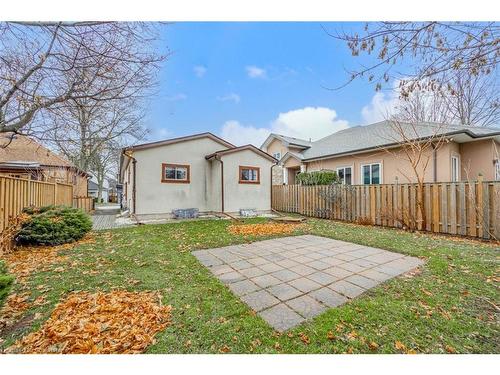 143 Stewart Street, Oakville, ON - Outdoor