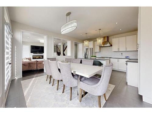 4 Brigham Avenue, Binbrook, ON - Indoor Photo Showing Dining Room