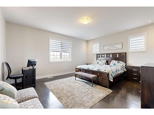 4 Brigham Avenue, Binbrook, ON - Indoor Photo Showing Bedroom