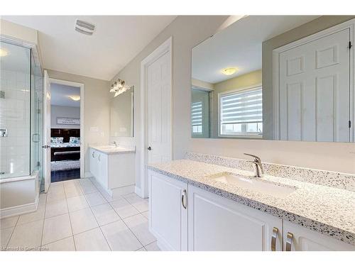 4 Brigham Avenue, Binbrook, ON - Indoor Photo Showing Bathroom