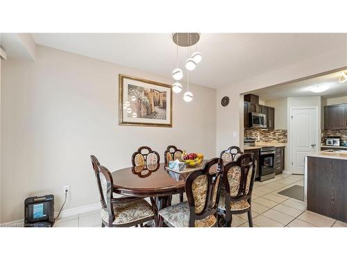 65 Curzon Crescent, Guelph, ON - Indoor Photo Showing Dining Room