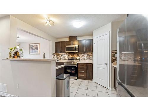 65 Curzon Crescent, Guelph, ON - Indoor Photo Showing Kitchen With Upgraded Kitchen