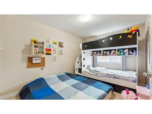 65 Curzon Crescent, Guelph, ON - Indoor Photo Showing Bedroom