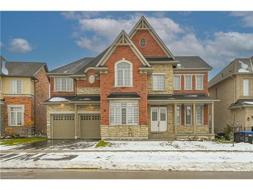 15 Sanford Circle, Springwater, ON - Outdoor With Facade