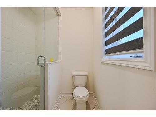 15 Sanford Circle, Springwater, ON - Indoor Photo Showing Bathroom