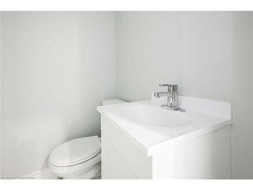 Upper-305 Weir Street N, Hamilton, ON - Indoor Photo Showing Bathroom